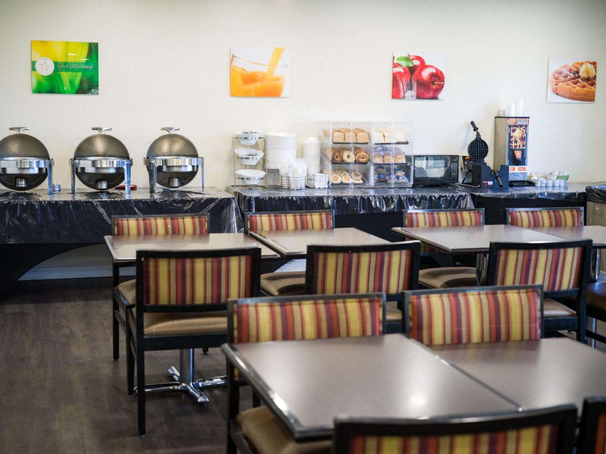 Quality Inn & Suites Camarillo-Oxnard Exterior foto