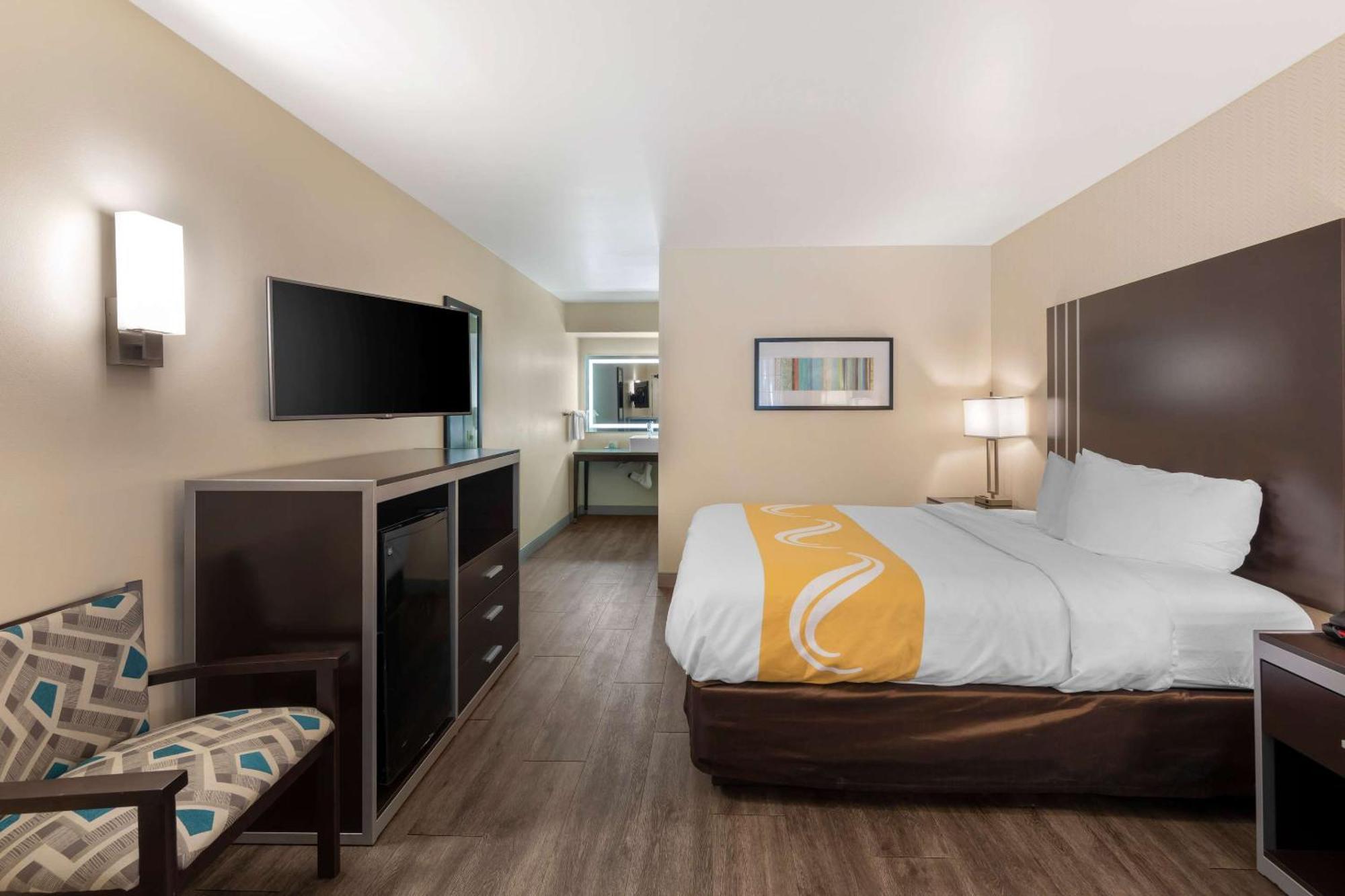 Quality Inn & Suites Camarillo-Oxnard Exterior foto