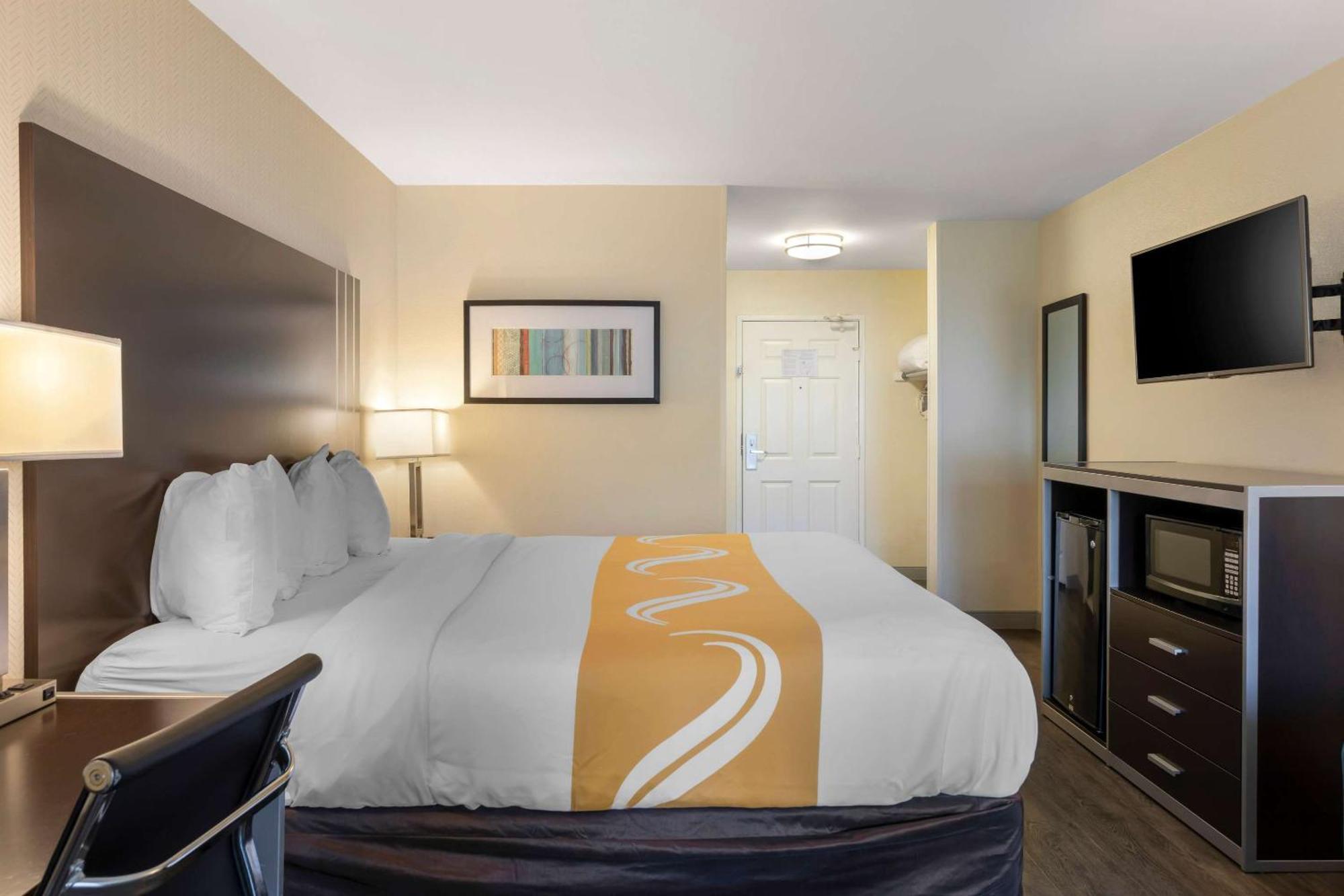 Quality Inn & Suites Camarillo-Oxnard Exterior foto