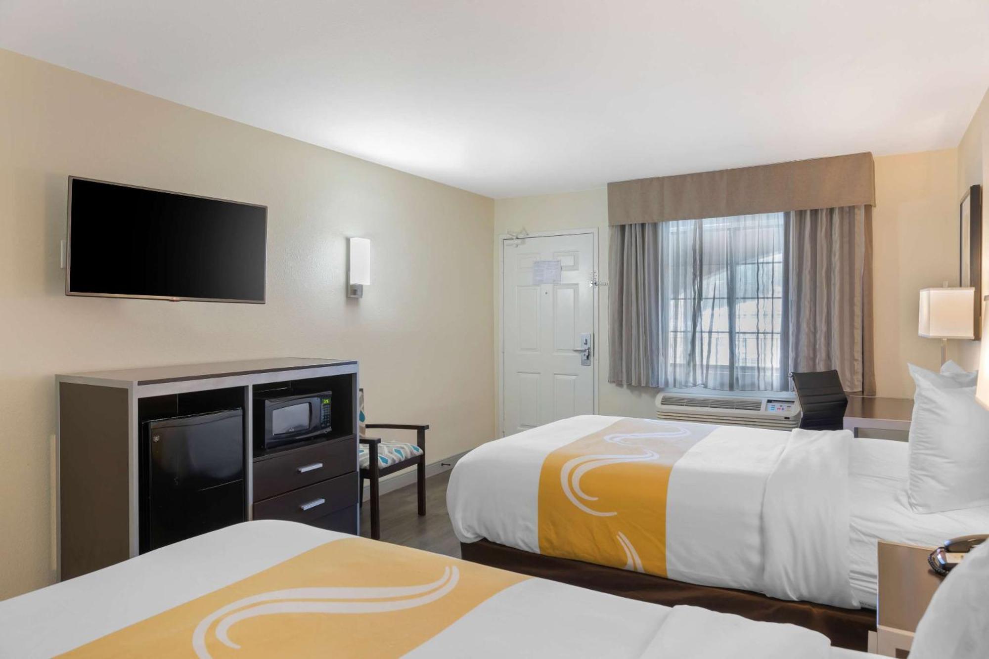 Quality Inn & Suites Camarillo-Oxnard Exterior foto