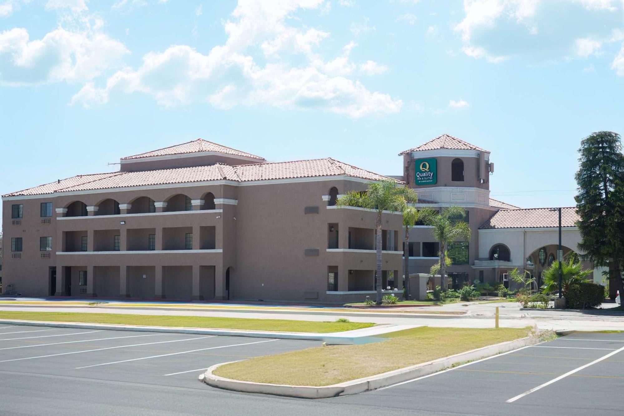 Quality Inn & Suites Camarillo-Oxnard Exterior foto